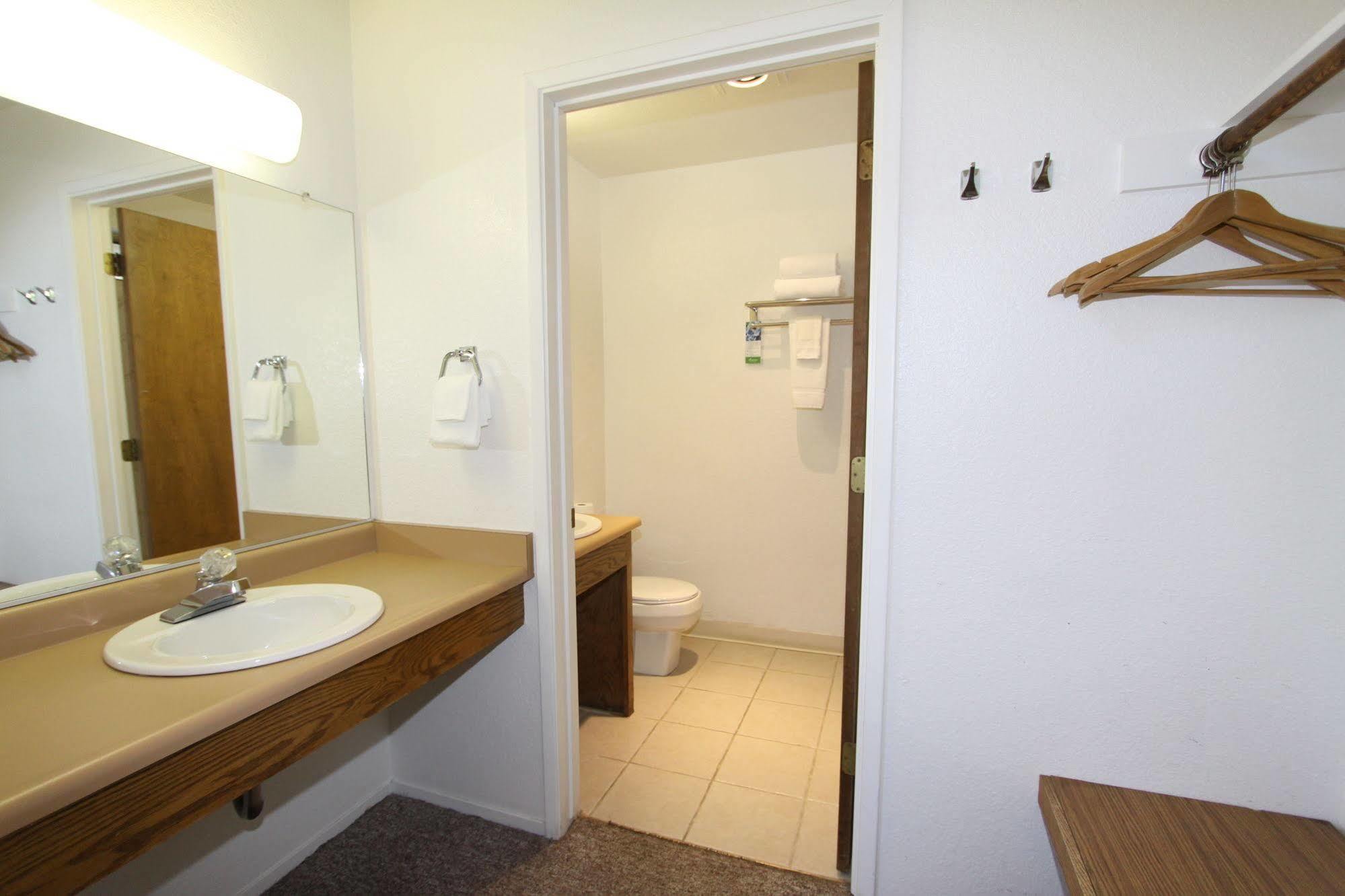 Pioneer Inn & Suites Volcano Εξωτερικό φωτογραφία